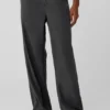 High-Waist Pursuit Trouser – antrasitt