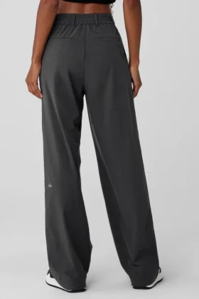 High-Waist Pursuit Trouser – antrasitt