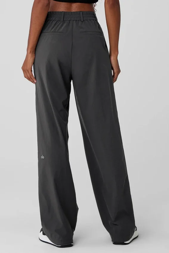 High-Waist Pursuit Trouser – antrasitt