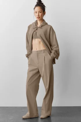 High-Waist Pursuit Trouser (Regular) – Gravel