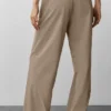 High-Waist Pursuit Trouser (Regular) – Gravel