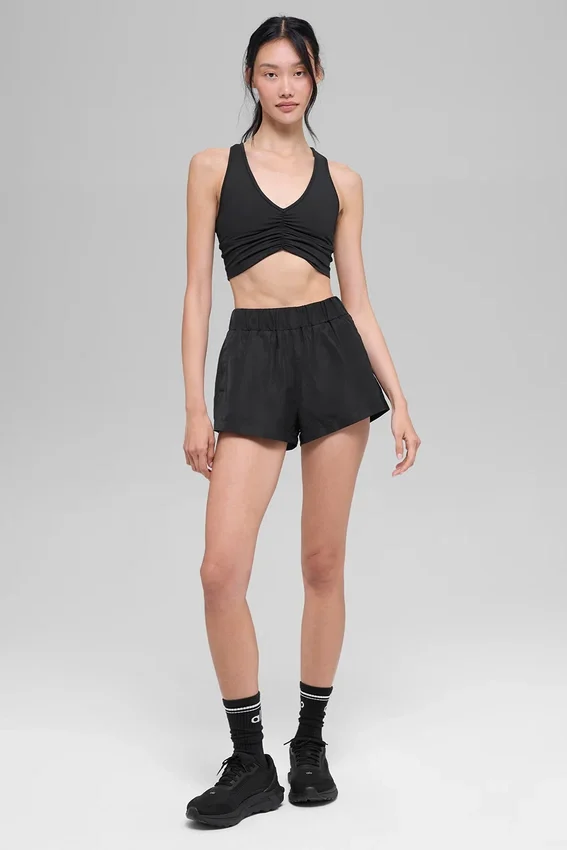 High-Waist Socialite Shorts – svart