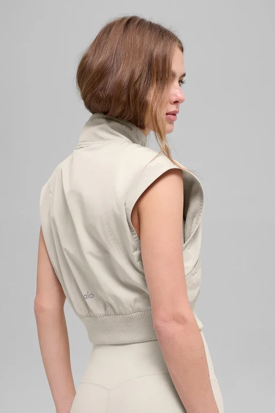 In Motion-vest – Bone