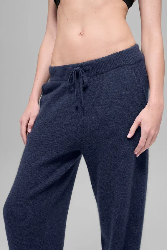Joggebukse i ull og kashmir med High-Waist – New Class – Navy