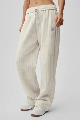 Joggebukser med rette ben og nålestriper – Bone Pinstripe