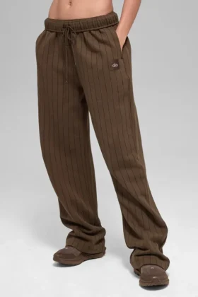 Joggebukser med rette ben og nålestriper – Espresso Pinstripe