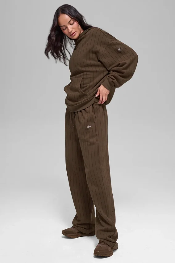 Joggebukser med rette ben og nålestriper – Espresso Pinstripe