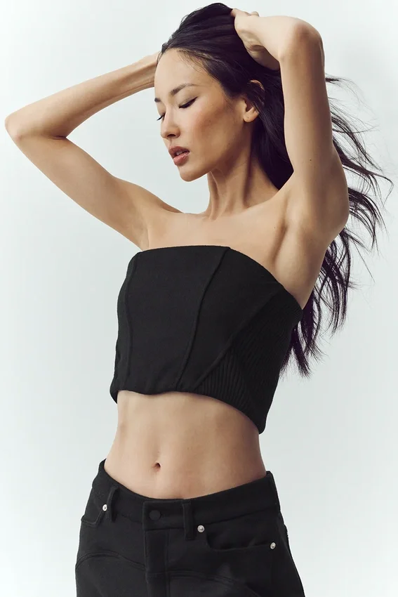Korsett-topper i ullblanding – svart
