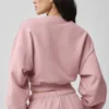 Kort Accolade-trøye med rund hals – Vintage Pink