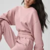 Kort Accolade-trøye med rund hals – Vintage Pink