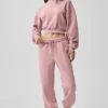 Kort Accolade-trøye med rund hals – Vintage Pink