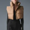 Kort Gold Rush-puffervest – Toasted Almond