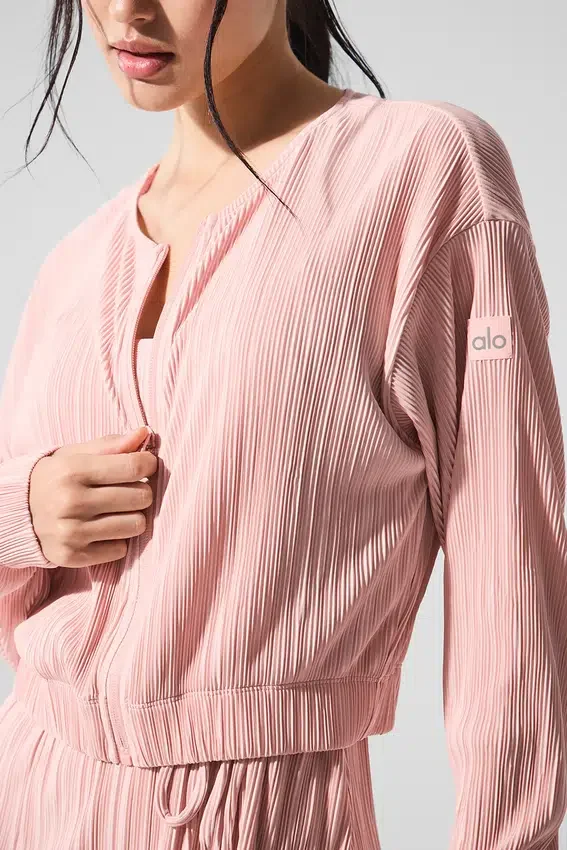 Kort mikroplissert jakke – Pink Quartz