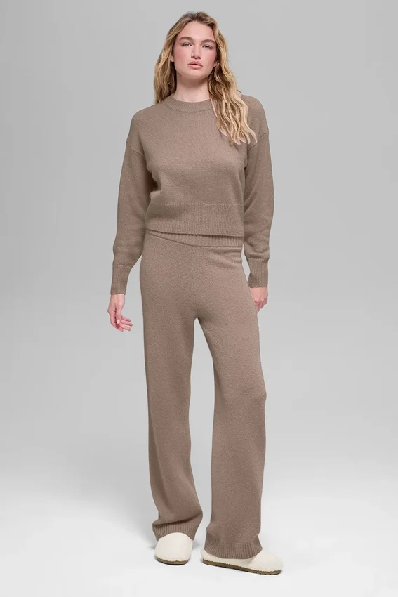 Kort New Class-strikkegenser med rund hals i ull og kashmir – Chai Latte