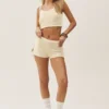 Kort singleter i silke og kashmir – «Heat Wave» – Sandy Beige