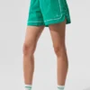 Motivate Track Shorts – Granskoggrønn/hvit