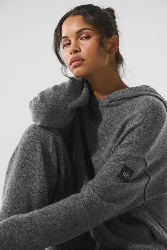 New Class-hettegenser i ull og kashmir – Platinum Grey