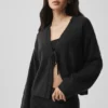 New Class Tie-cardigan i ull og kashmir – svart