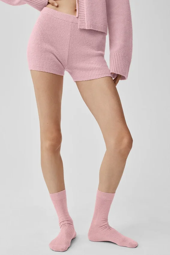 Noble-shorts i ull og kashmir med ribbestrikk – vintage-rosa
