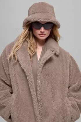 Oversized Sherpa-trench – Chai Latte