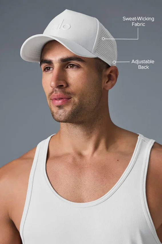 Performance District Trucker Hat – hvit