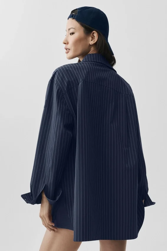 Pinstripe Daylight-skjorte med knapper og langermet – marineblå/elfenben
