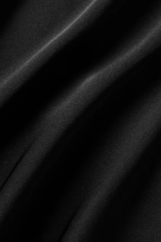 Radiance-kjole i silke-blanding – svart