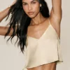 Radiance-tanktop i silke-blanding – Sandy Beige