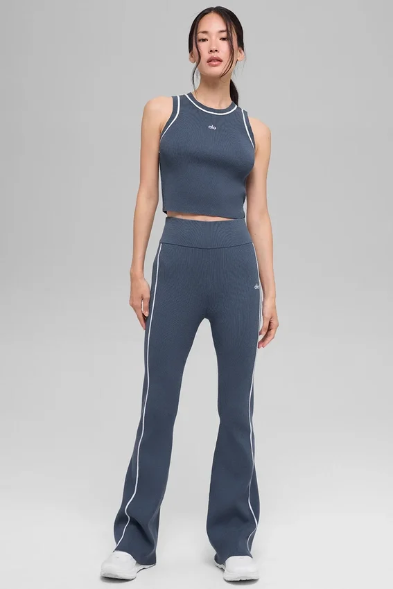 Ribbestrikket Highline Flare-buks – Bluestone/hvit
