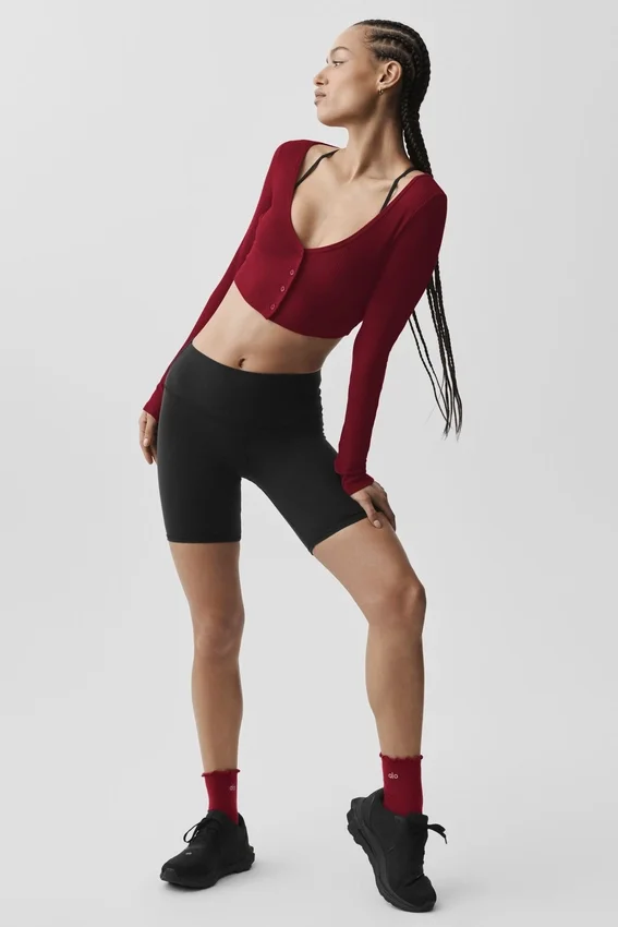 Ribbet, kort Whisper-cardigan – Summer Romance Red