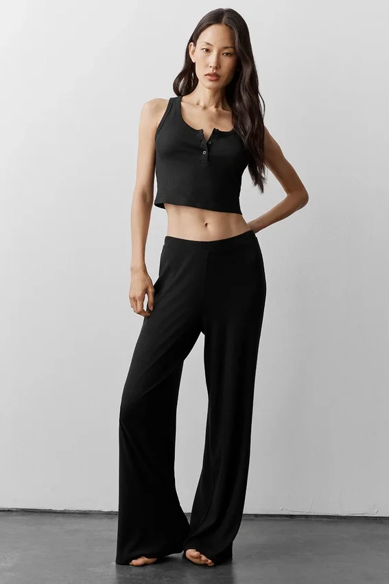 Ribbet modal-henley-singleter – svart