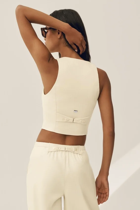 Riviera-vest i linblanding – sandbeige