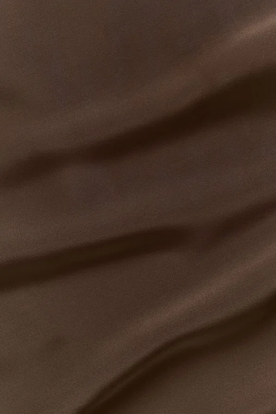 Satin Horizon kortærmet skjorte med knapper – Espresso