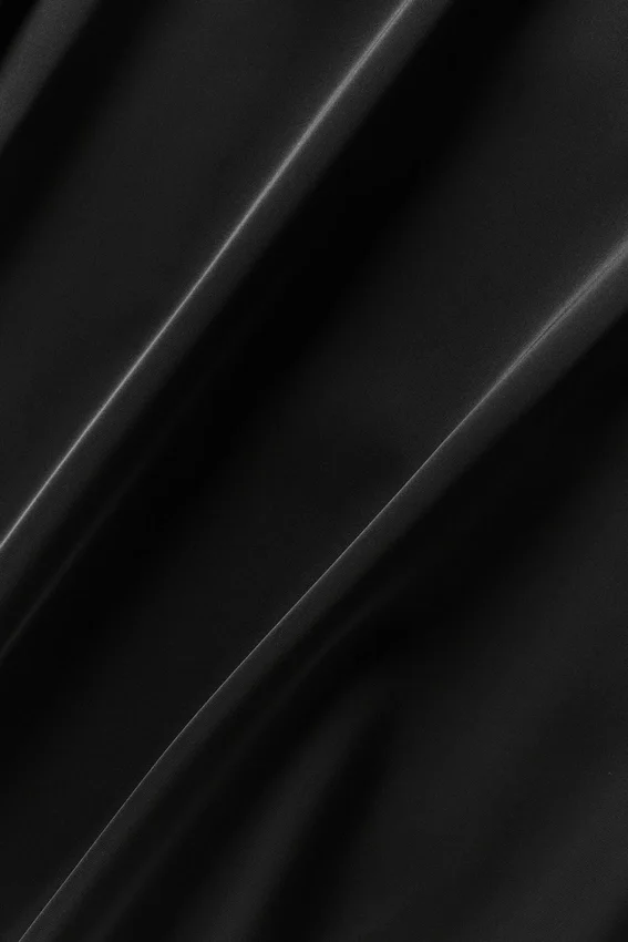 Satin Horizon kortærmet skjorte med knapper – svart