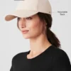 Satin Off-Duty-cap – krem