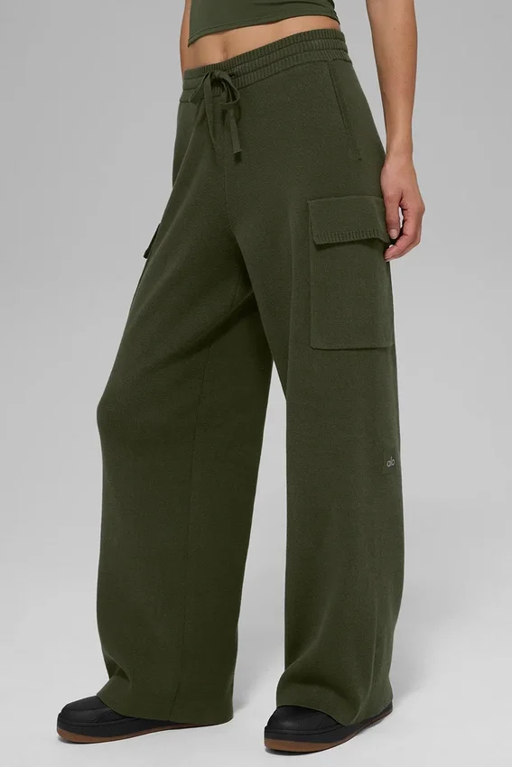 Scholar strikkede High-Waist cargobukser – olivengrønn
