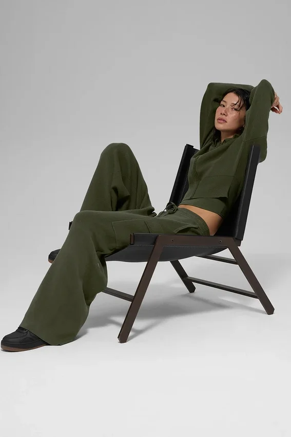 Scholar strikkede High-Waist cargobukser – olivengrønn