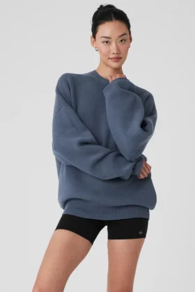 Scholar-strikkegenser med rund hals – Bluestone
