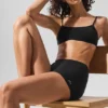 Sheer Glow-boyshorts – svart