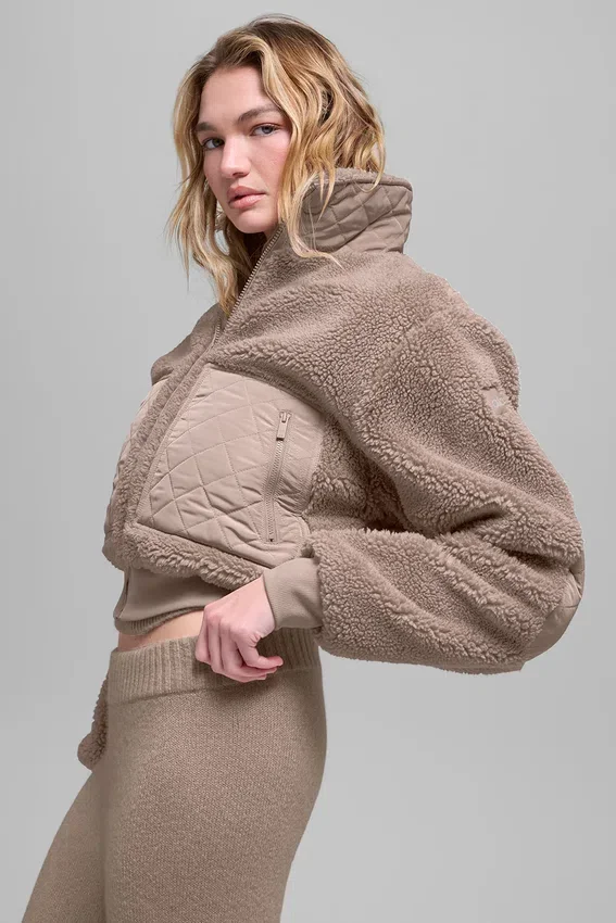 Sherpa Edge Bomber – Chai Latte