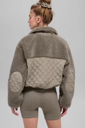 Sherpa Edge Bomber – Light Cocoa