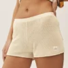 Silke- og kashmirshorts med middels høy midje – Heatwave – Sandy Beige