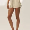 Silkeblanding Radiance Shorts – Sandy Beige