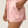 Silkeblanding Radiance Shorts – solkysset rosa