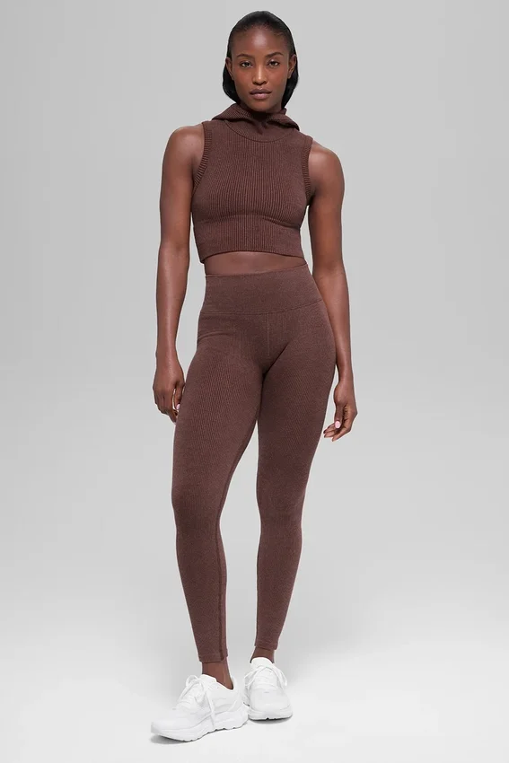 Sømløs tofarget ribbet vest med hette – Brownstone Heather