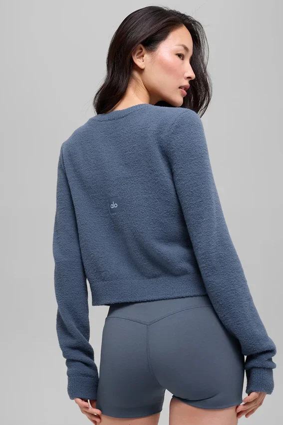 Snuggle up Strikkegensere kort cardigan – Bluestone