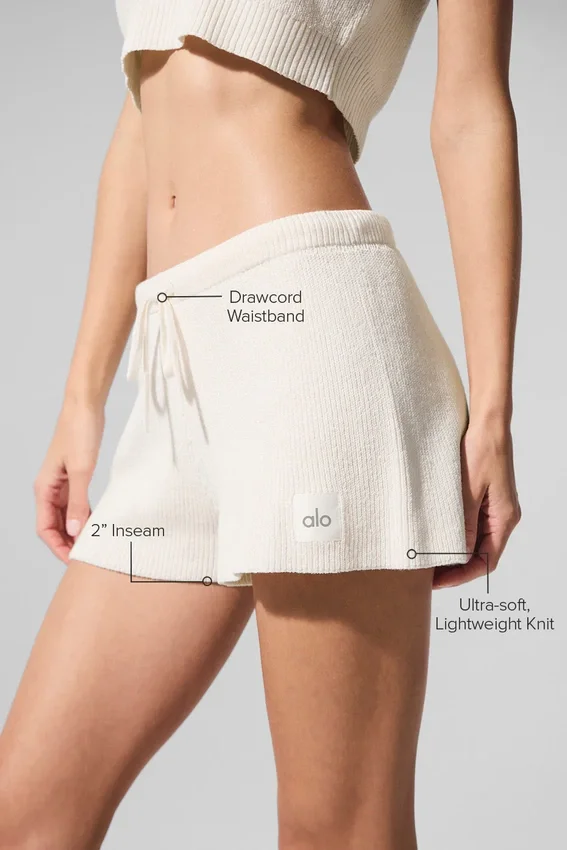 Supernatural Sweater Short – Elfenben