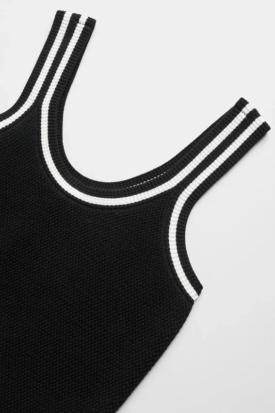 Tennis Club Strikkegenser Knit Tank – svart/elfenben