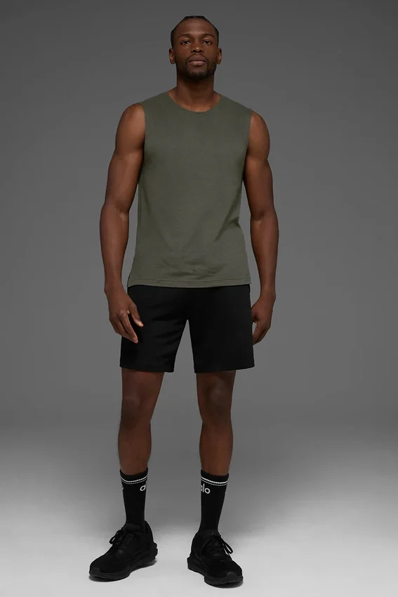 Triumph Muscle Tank – stealthgrønn
