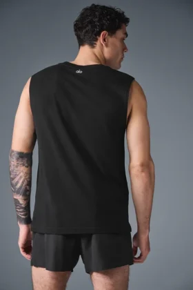 Triumph Muscle Tank – Svart
